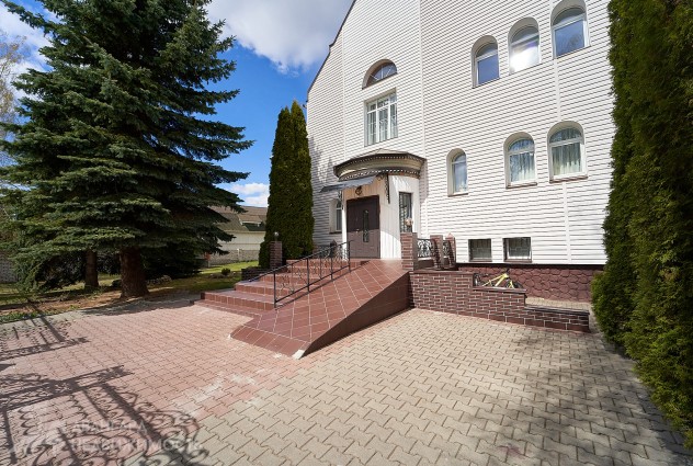 Фото В продаже коттедж с дизайнерским ремонтом в Боровлянах — 9