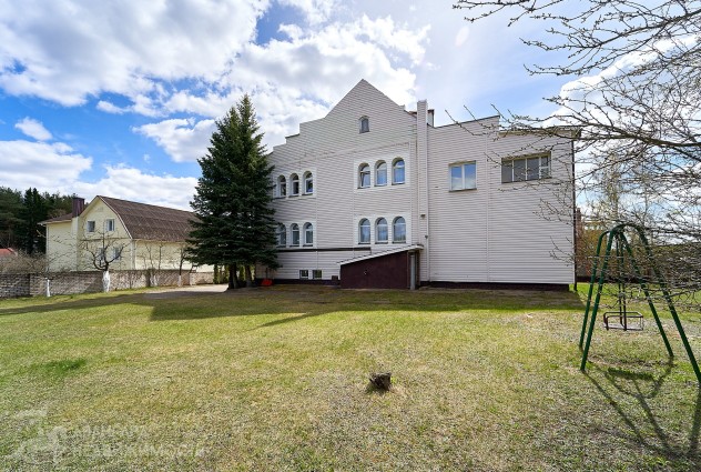 Фото В продаже коттедж с дизайнерским ремонтом в Боровлянах — 13