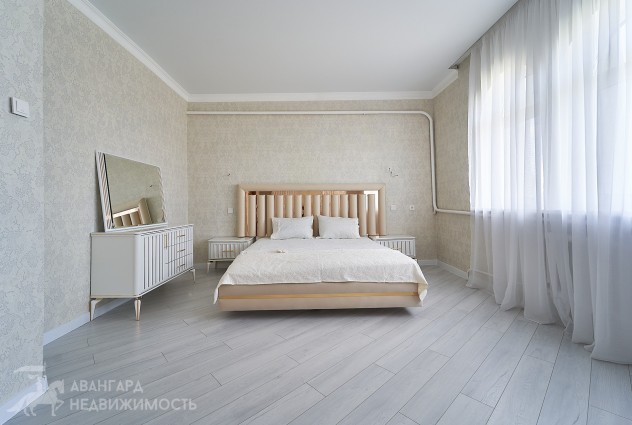 Фото В продаже коттедж с дизайнерским ремонтом в Боровлянах — 83