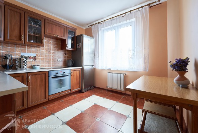 Фото Сдается 1-комнатная квартира по адресу ул. Н.Н. Александрова, 10 (Боровляны)  — 5