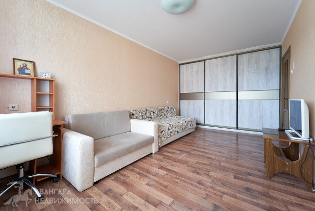 Фото Сдается 1-комнатная квартира по адресу ул. Н.Н. Александрова, 10 (Боровляны)  — 25