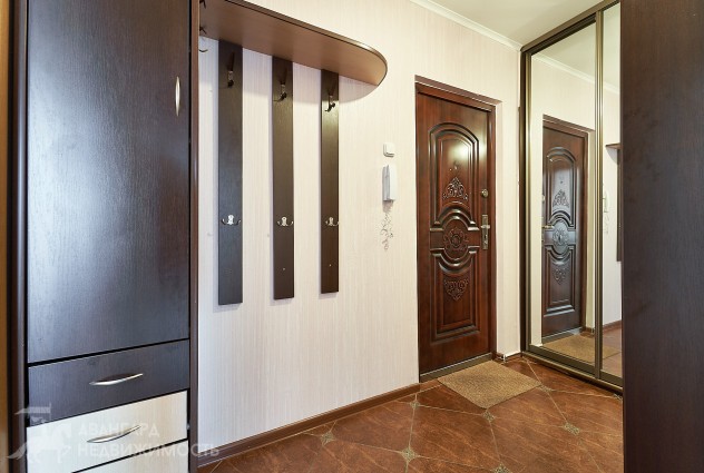 Фото Сдается 1-комнатная квартира по адресу ул. Н.Н. Александрова, 10 (Боровляны)  — 29