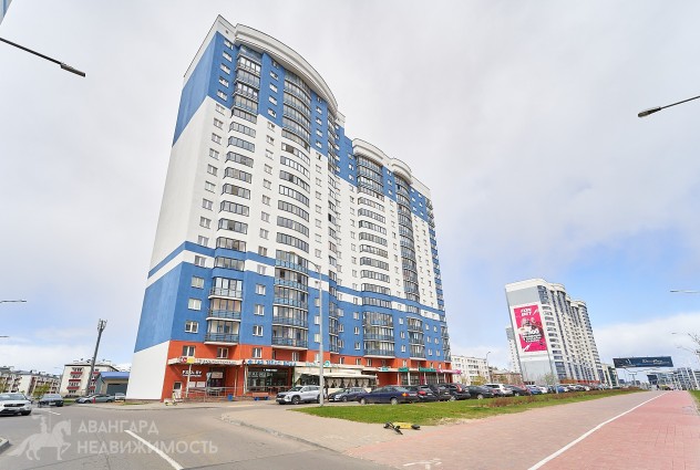 Фото Просторная 2-комн квартира, 200м до ст.м. Грушевка — 1