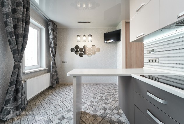 Фото В продаже большая уютная квартира у метро «Грушевская» — 7