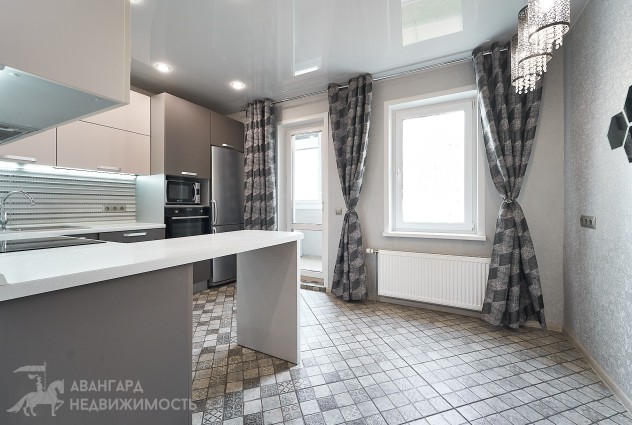 Фото В продаже большая уютная квартира у метро «Грушевская» — 9