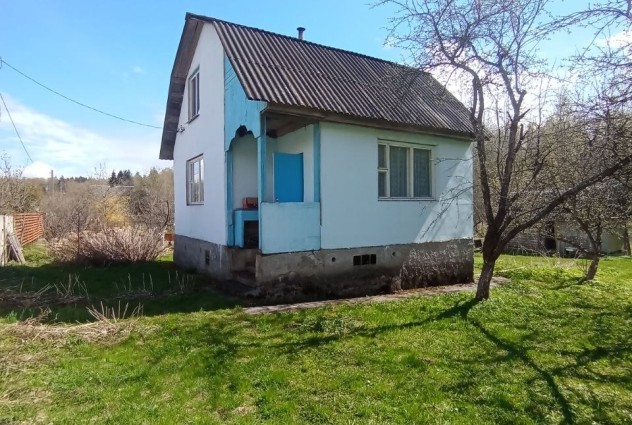 Фото Продаётся уютная дача в живописном месте с\т Лувр! — 3