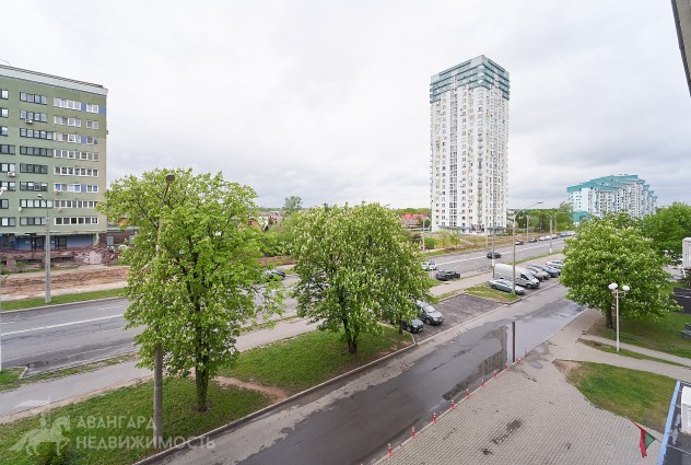 Фото 3-ком. квартира с ремонтом и паркингом — 37