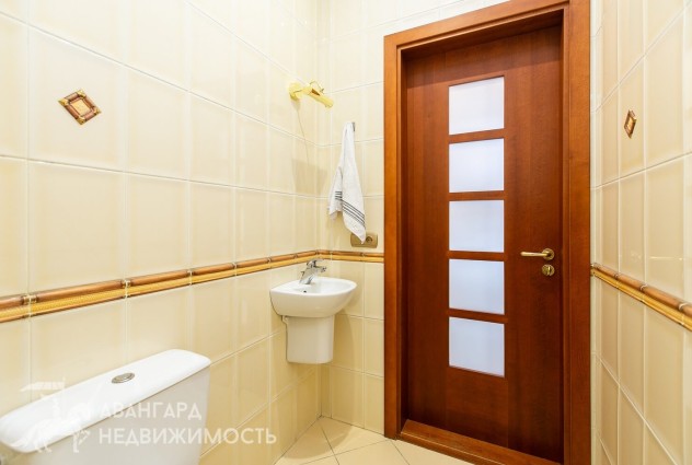 Фото Продаётся уникальная 9к квартира в центре Минска. — 37
