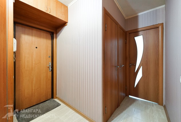 Фото Просторная 2-комн. квартира  с раздельными комнатами по 17.2 кв.м. — 23