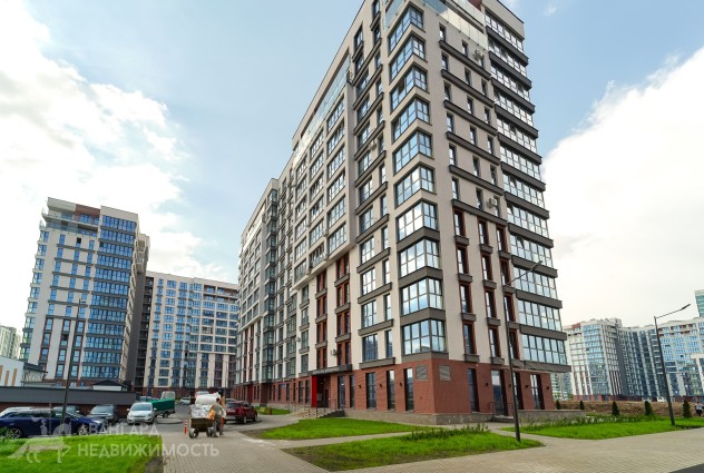 Фото В продаже видовая 3-комн. квартира в доме комфорт-класса, ул. Савицкого 23 — 39