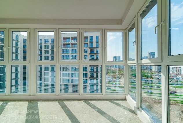 Фото В продаже видовая 3-комн. квартира в доме комфорт-класса, ул. Савицкого 23 — 5