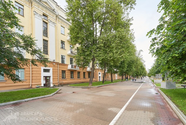 Фото 2к в «Генеральской» сталинке, пр-т Независимости 91 — 41