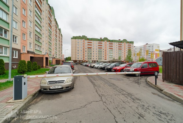 Фото Школа и детский сад видны из окна: 2-комнатная квартира в Боровлянах  — 45