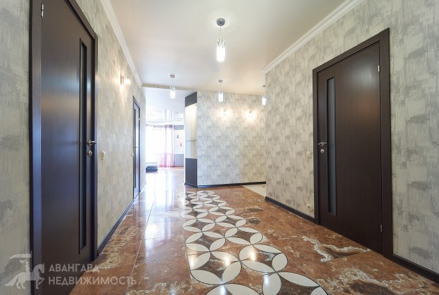 Фото Трехкомнатная комфортабельная квартира в аренду — 49