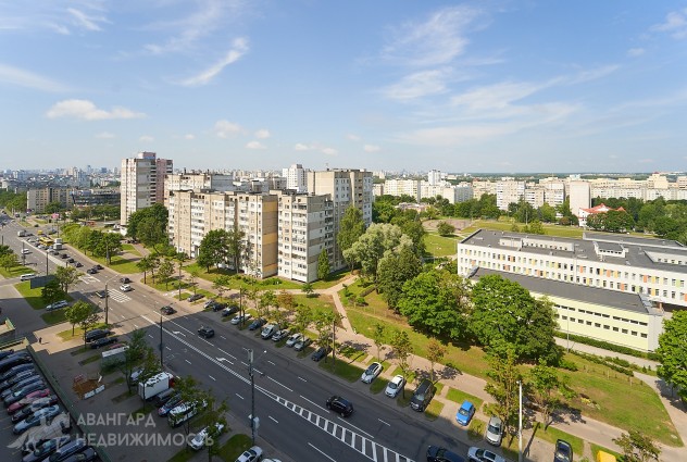 Фото Трехкомнатная комфортабельная квартира в аренду — 53