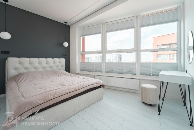 Фото Трехкомнатная комфортабельная квартира в аренду — 25