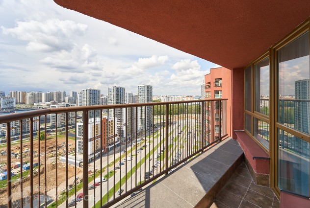 Фото Трехкомнатная комфортабельная квартира в аренду — 45