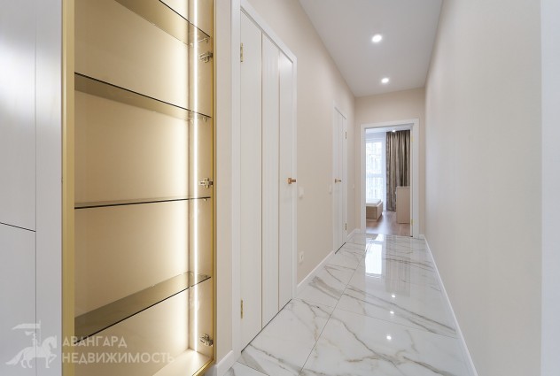Фото Трёхкомнатная квартира (58,3м2). Центр, м. Аэродромная — 33