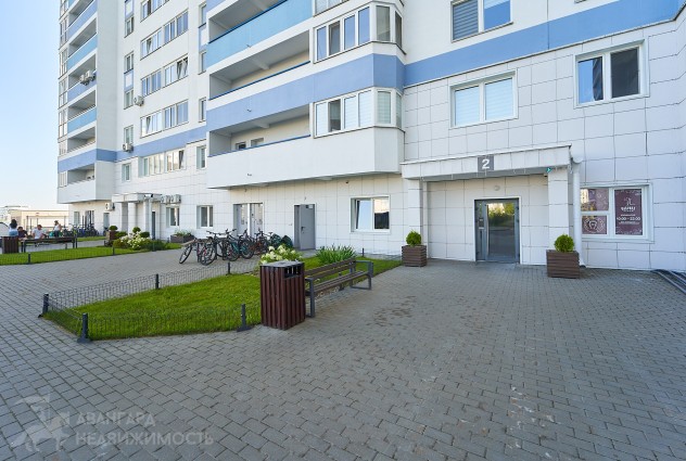 Фото 2-ком. квартира с панорамным видом и потолками 3 метра — 43