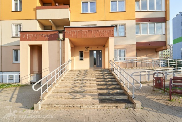 Фото 1-комнатная квартира с ремонтом по ул. Маршала Лосика, 32 — 37