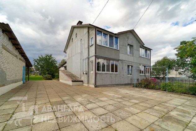Фото Трёхкомнатная квартира с землей 10,8 сотки и гаражом! — 37