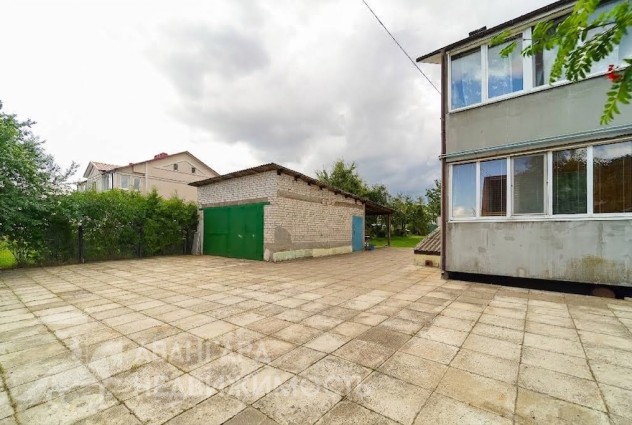 Фото Трёхкомнатная квартира с землей 10,8 сотки и гаражом! — 41