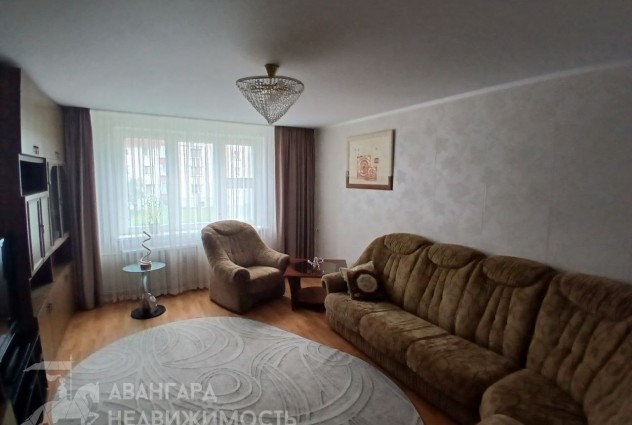 Фото Просторная трехкомнатная  квартира на ул.Сумченко 83 — 13