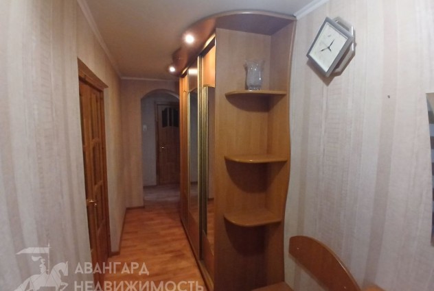 Фото Просторная трехкомнатная  квартира на ул.Сумченко 83 — 17