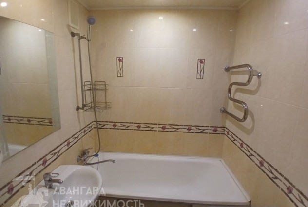 Фото Просторная трехкомнатная  квартира на ул.Сумченко 83 — 29