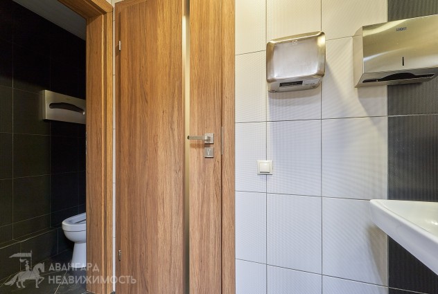 Фото Аренда офиса 174.9 м² возле метро Немига — 21