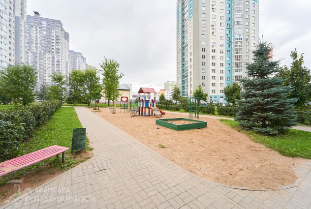 Фото 3-комнатная с отличным ремонтом недалеко от метро — 63