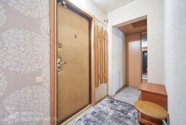 Фото Рядом метро, а окна выходят на парк — 19