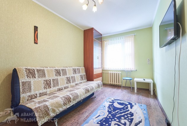 Фото Рядом метро, а окна выходят на парк — 25