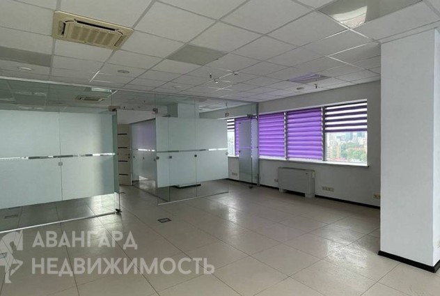 Фото Отличный офис класса «A» в центре города с шикарным видом! — 1