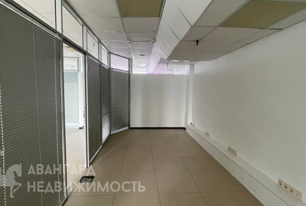 Фото Отличный офис класса «A» в центре города с шикарным видом! — 39