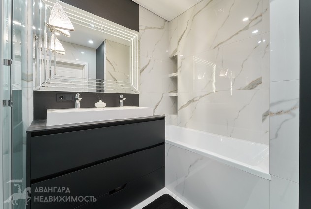 Фото Видовая трёхкомнатная квартира (71,6м2). Центр, м. Аэродромная — 39