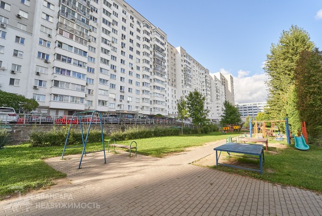Фото Видовая 3-комнатная квартира с качественным ремонтом  — 53