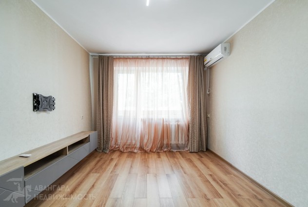 Фото Продается 2-комнатная квартира по Гая. — 5