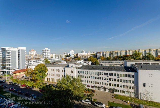 Фото Просторная квартира в тихом центре — 25