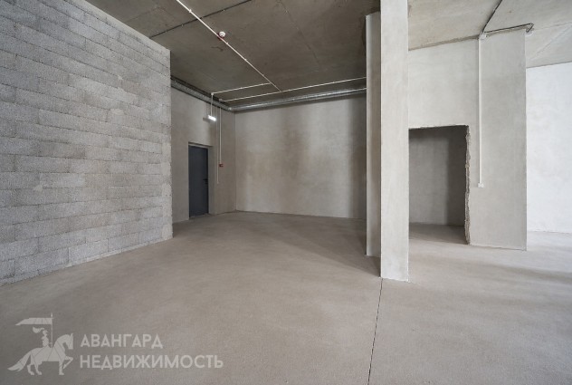 Фото Аренда торгового помещения 470 м.кв. в Центральном р-не — 17