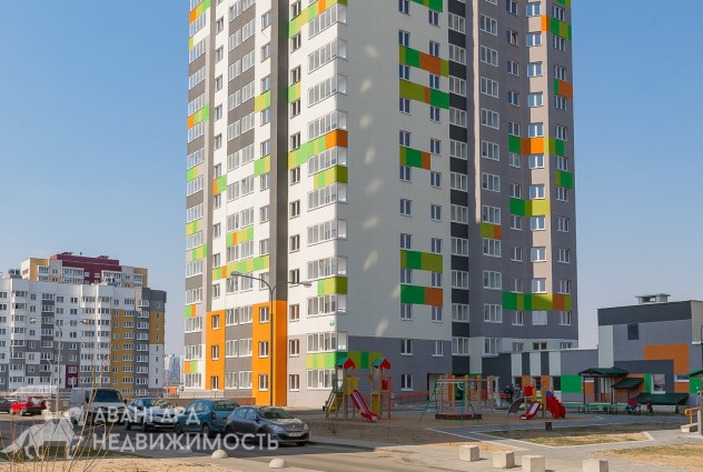 Фото Новая 1-комнатная квартира возле проспекта Дзержинского! — 1