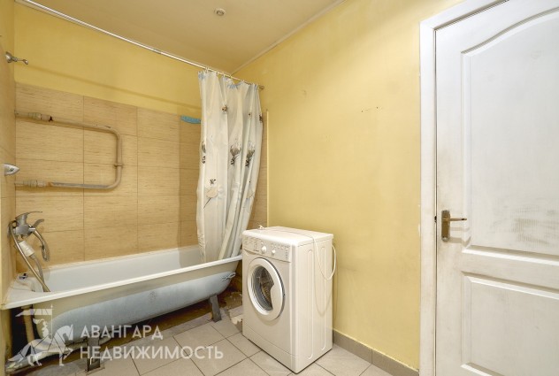 Фото Просторная квартира. До метро “Грушевка” 750 метров. — 11