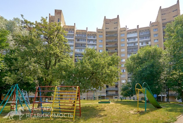 Фото 1-ая квартира с видом на р. Свислочь по ул. Маяковского 24  — 23