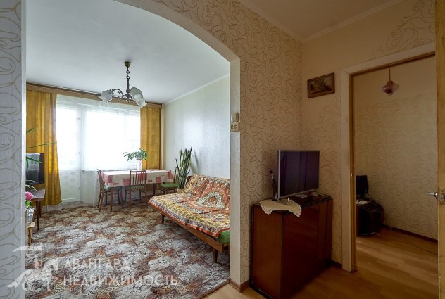 Фото 4-комнатная квартира рядом с метро, чистая продажа! — 11