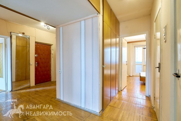 Фото 4-комнатная квартира в кирпичном доме в районе Комаровки! — 15