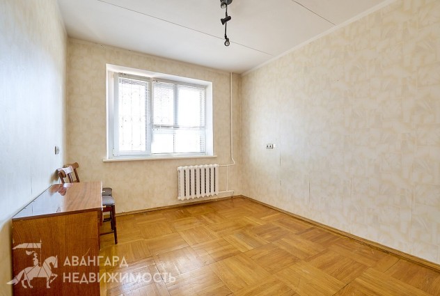 Фото 4-комнатная квартира в кирпичном доме в районе Комаровки! — 21