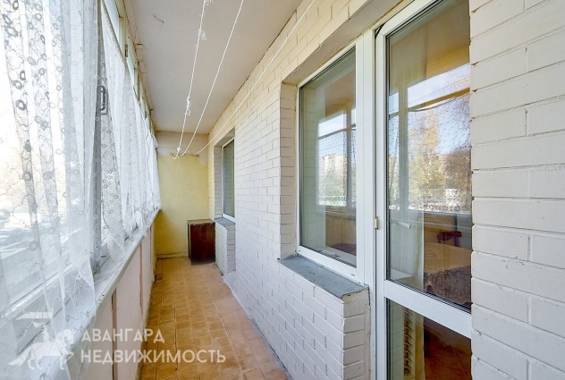 Фото 4-комнатная квартира в кирпичном доме в районе Комаровки! — 27