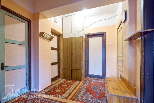 Фото 3-комнатная квартира в кирпичном доме по ул. Карвата 28. — 25