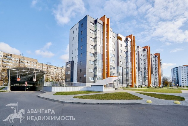 Фото Двухкомнатная квартира в комплексе премиум-класса в самом центре Минска. — 41