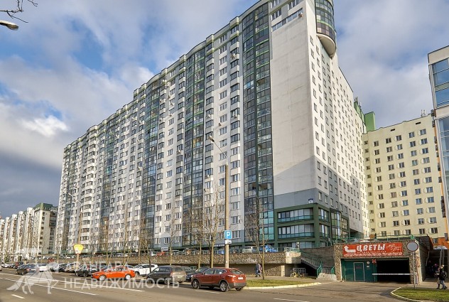 Фото Просторная 3-ка с дизайнерским ремонтом в престижном доме! — 27